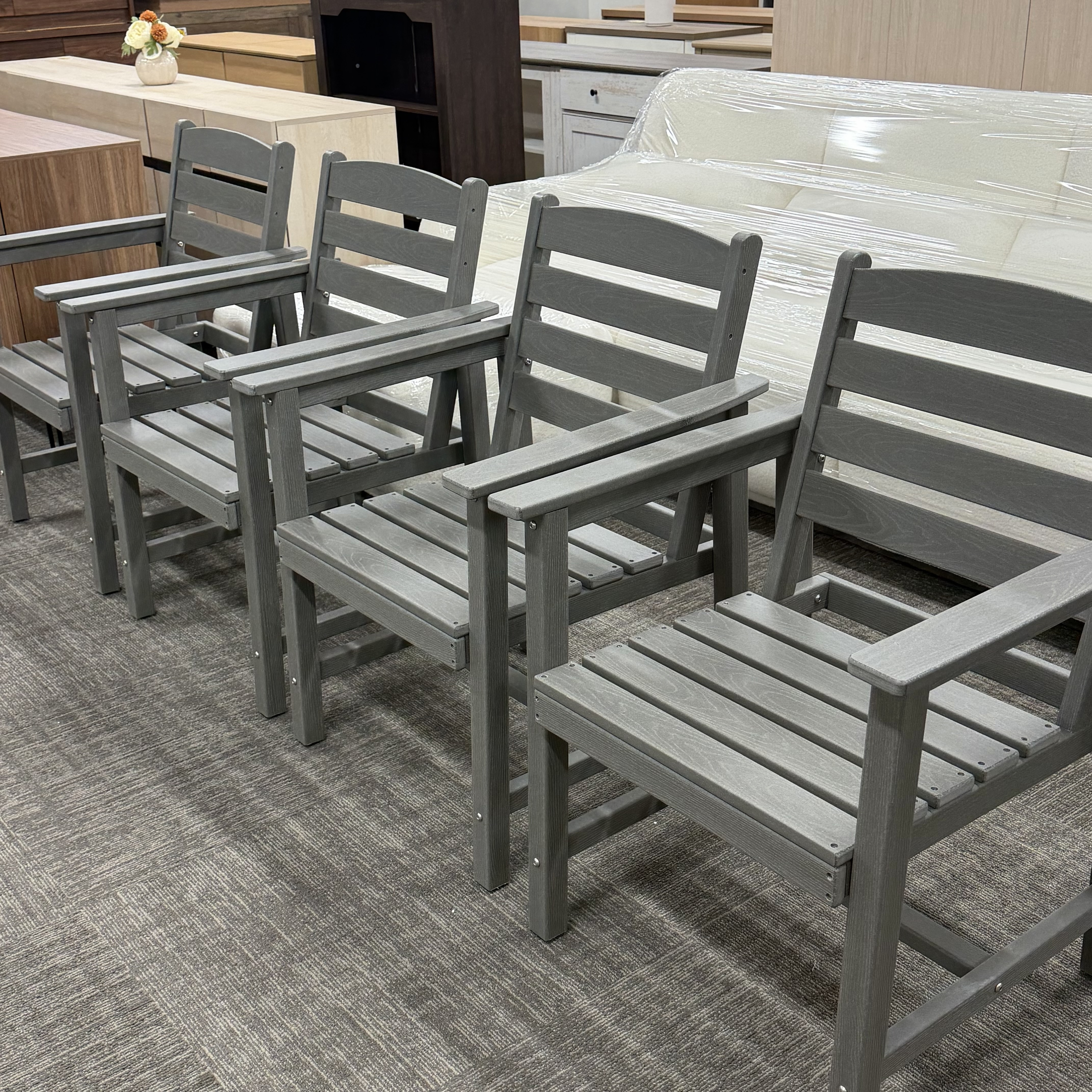 Set of 4 Gray HDPE Outdoor Counter Height Chairs – view 2